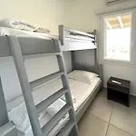 Quiet 3-bedroom Sea View House With Shared Pool بيت للعطل *