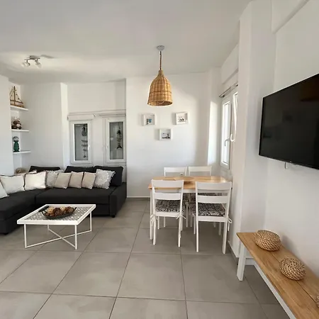 Quiet 3-bedroom Sea View House With Shared Pool Holiday home Marmara