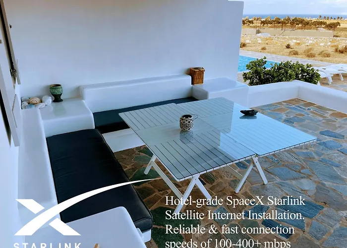Vakantiehuis Quiet 3-bedroom Sea View House With Shared Pool