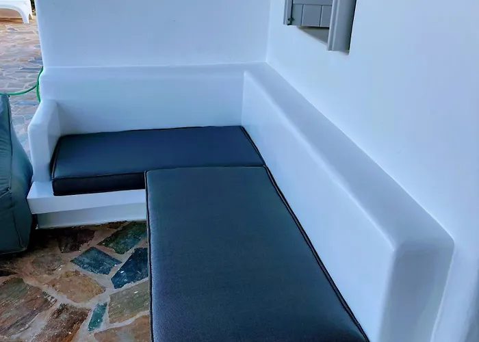 Vakantiehuis Quiet 3-bedroom Sea View House With Shared Pool Mármara