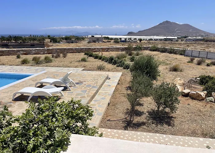 Vakantiehuis Quiet 3-bedroom Sea View House With Shared Pool Mármara